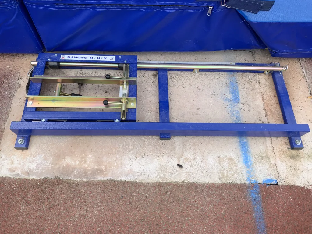 ARH Pole Vault Upright Enclosed Bases