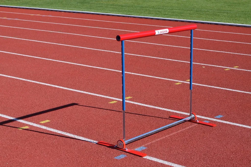 Polanik Spring Back Hurdles with Padded Top Bar