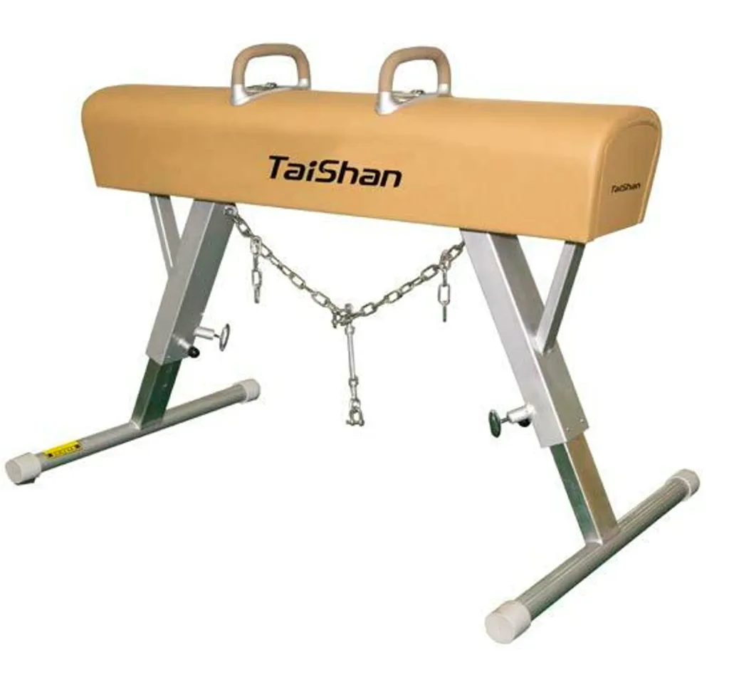 Training pommel horse with polyurethane trunk topped with XPE foam, galvanized steel legs, integrated wheels, and two handles labeled TaiShan.