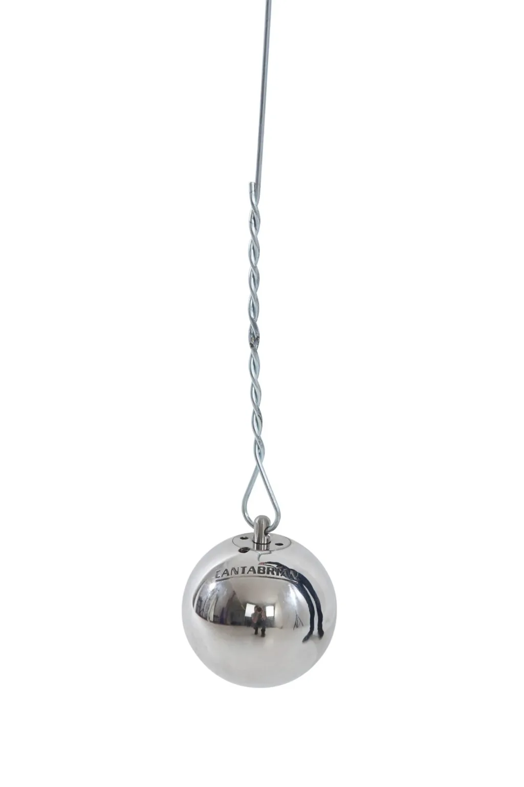 Polished stainless steel hammer ball with twisted wire and Cantabrian text above the needle-point swivel.